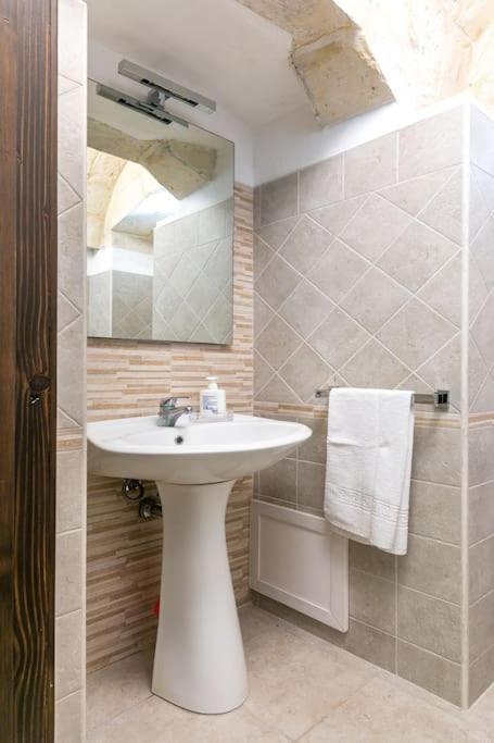 Apartamento Dimora Del '500 In Zona Santa Croce Lecce Exterior foto